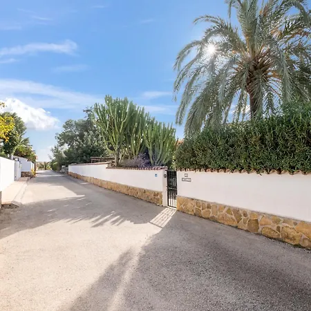 Villa La Familia By Interhome