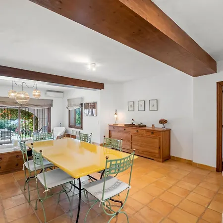 Villa La Familia By Interhome *